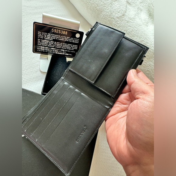 🥰Chanel Mens Bifold Wallet - Picture 5 of 17